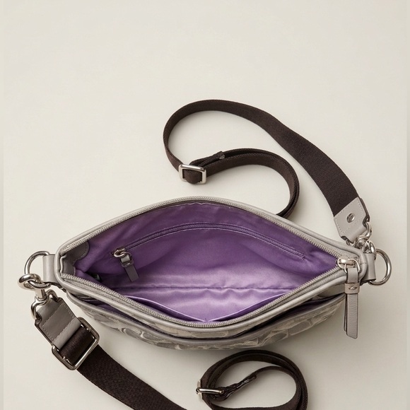 Coach Signature Peyton File Bag Metallic Silver/Grey - Picture 2 of 5